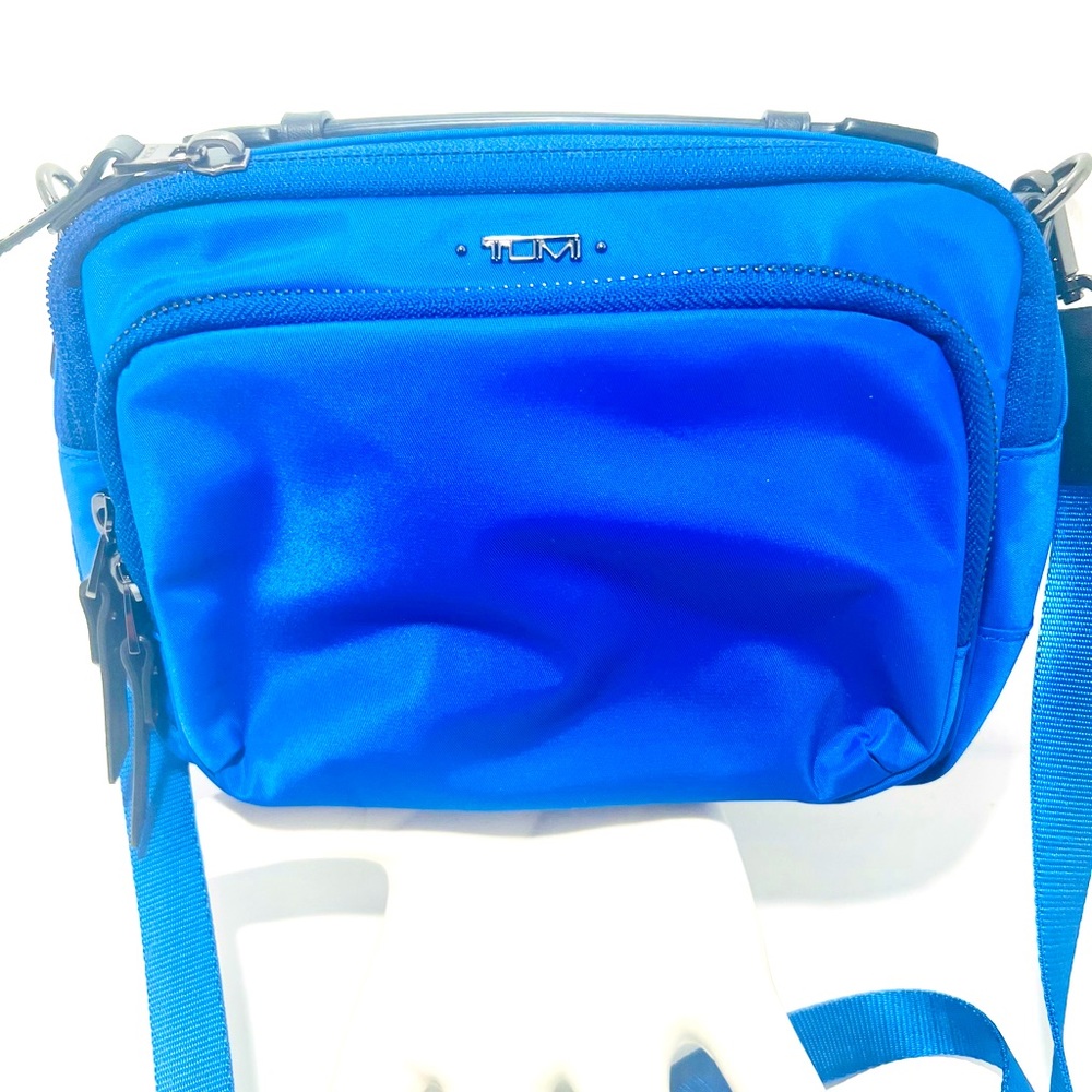 Tumi Women’s Blue Nylon Crossover Double Zipper Bag w/ Leather Handle